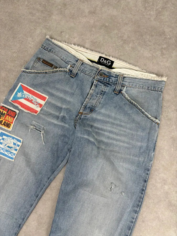AW2004 Dolce & Gabbana Light Blue Denim International Flag Patch Jeans GqttpXY 4