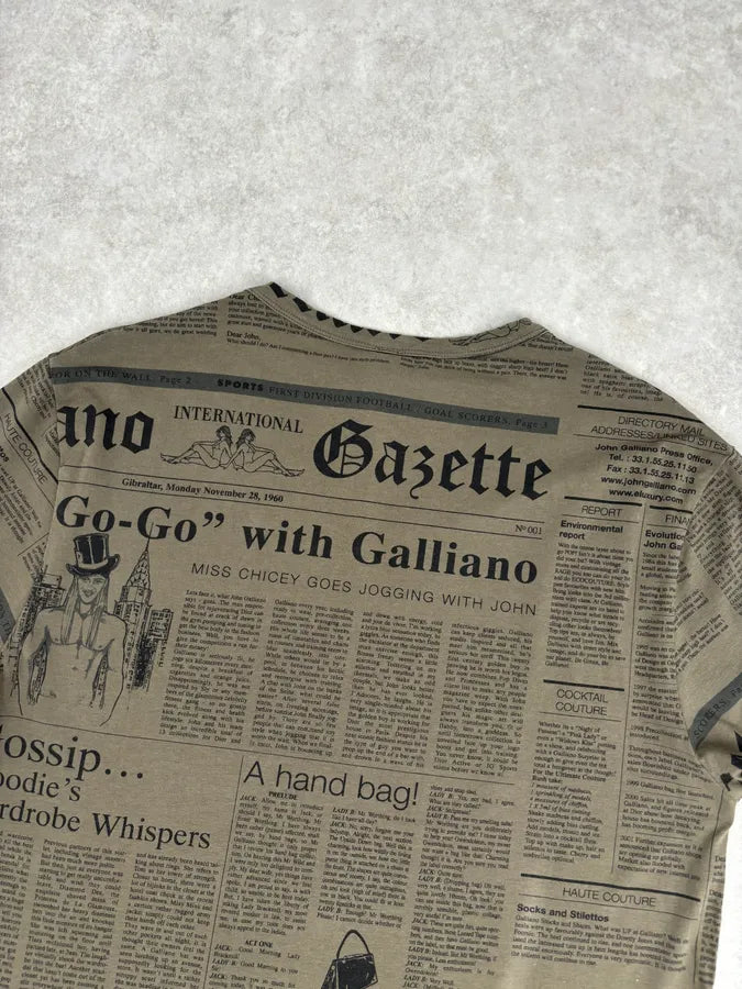 SS2008 John Galliano Khaki Newspaper V Neck T-Shirt zVHZxtL 5