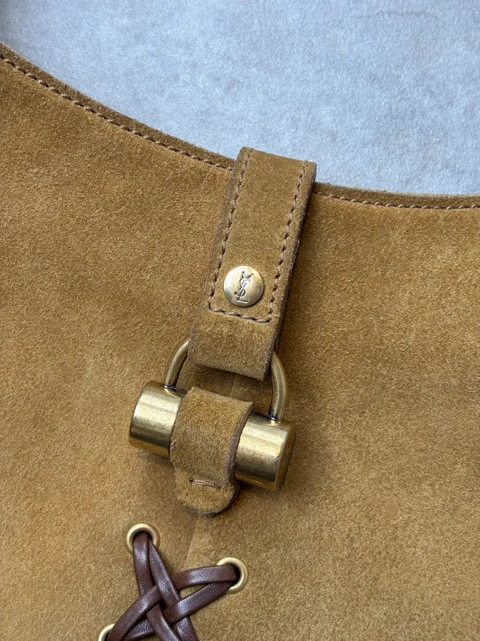 2000s Yves Saint Laurent Beige Suede Leather Interlaced Handle Bag tgKVelm 7