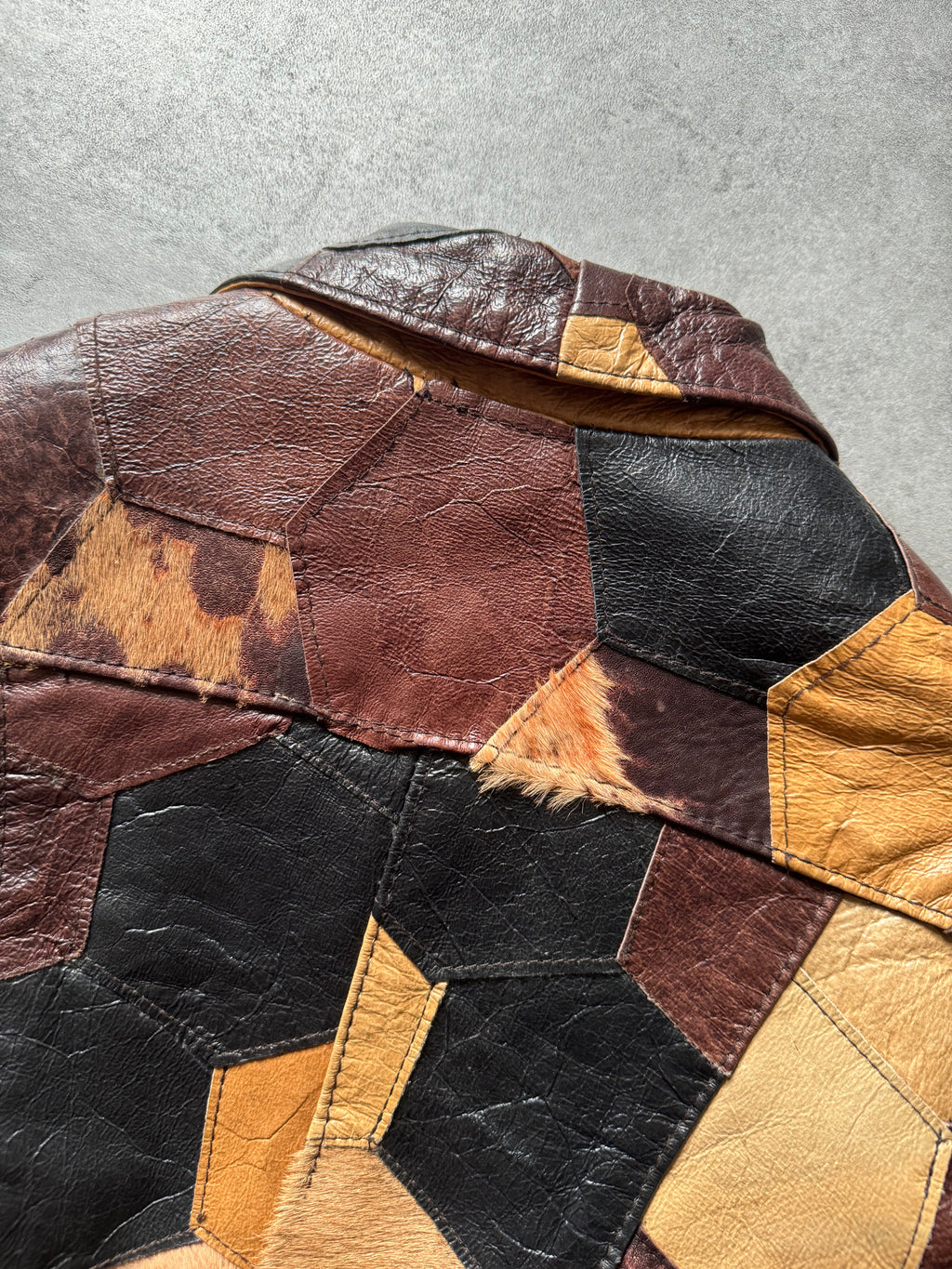 2000s Artisanal Italian Patchwork Fur Geometrical Hybride Jacket  (XS) - 4