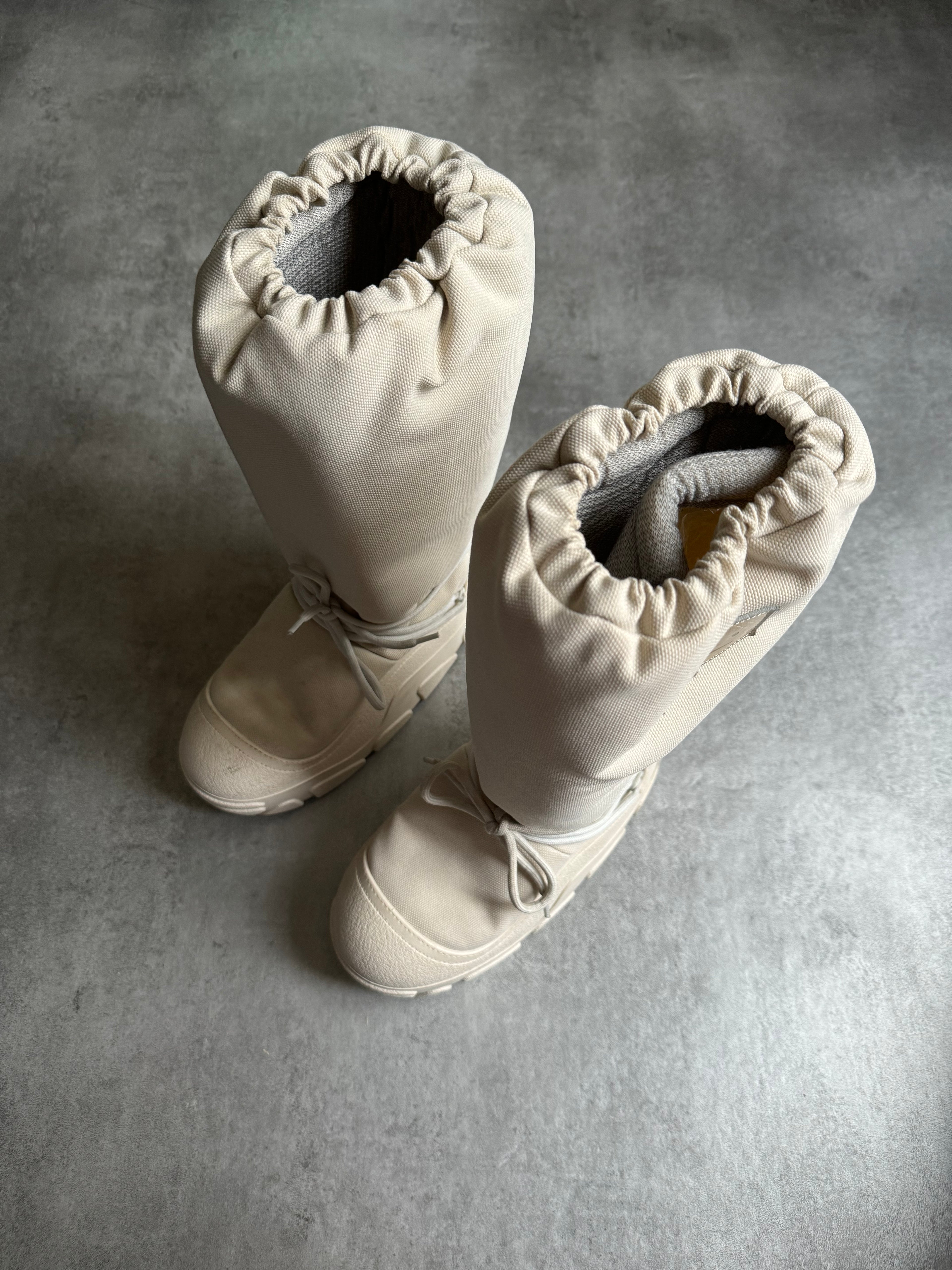 Acne Studios Modern Cozy Snow Boots Off White – Dolce Vita Hub