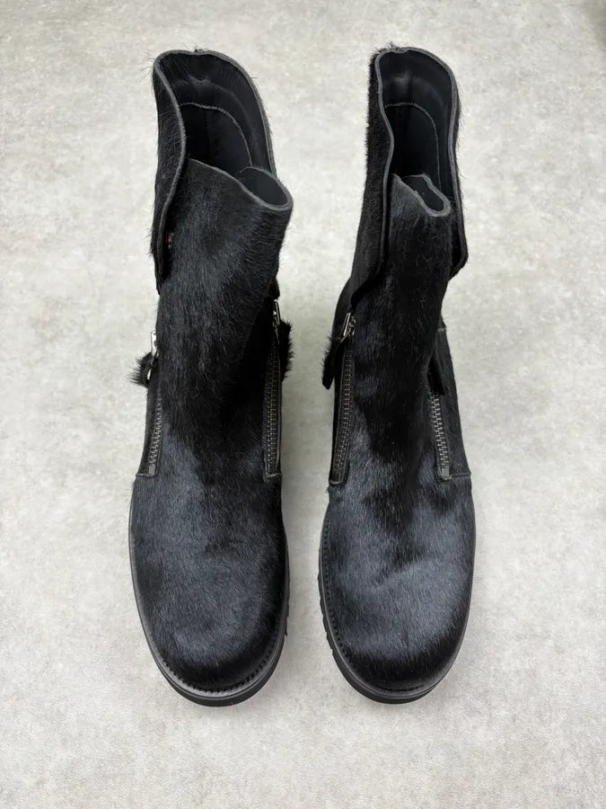 AW2016 Emporio Armani Black Calfskin Pony-Hair Boots ruOIwvM 1