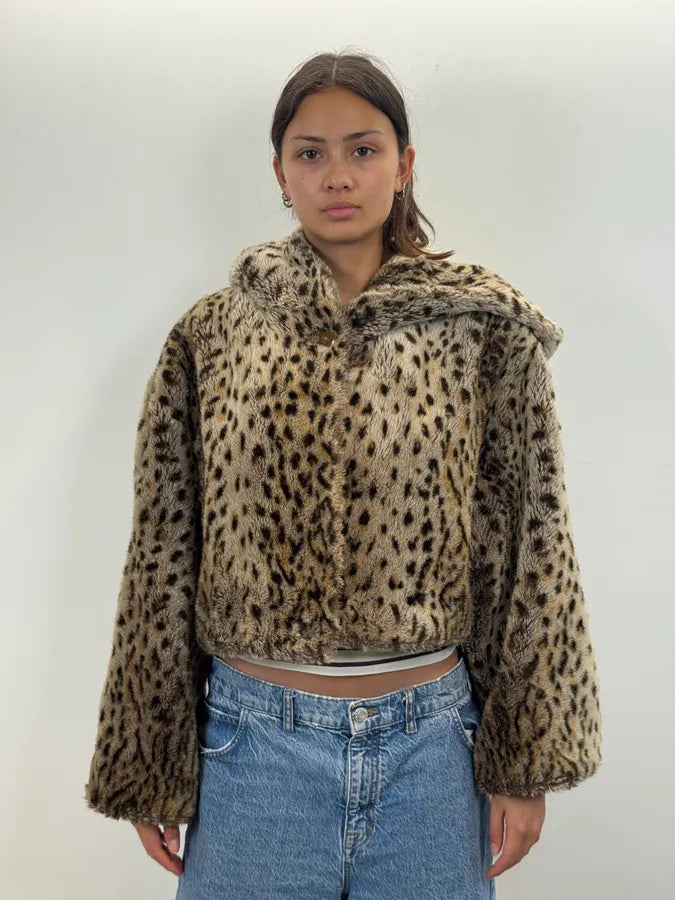 1990s Emporio Armani Beige Faux Fur Leopard Cropped Hooded Coat AKdvVMS 1
