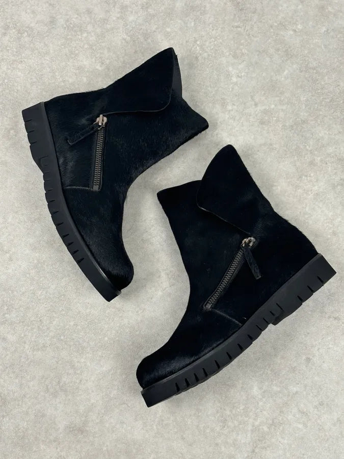 AW2016 Emporio Armani Black Calfskin Pony-Hair Boots eJDKvyK 6