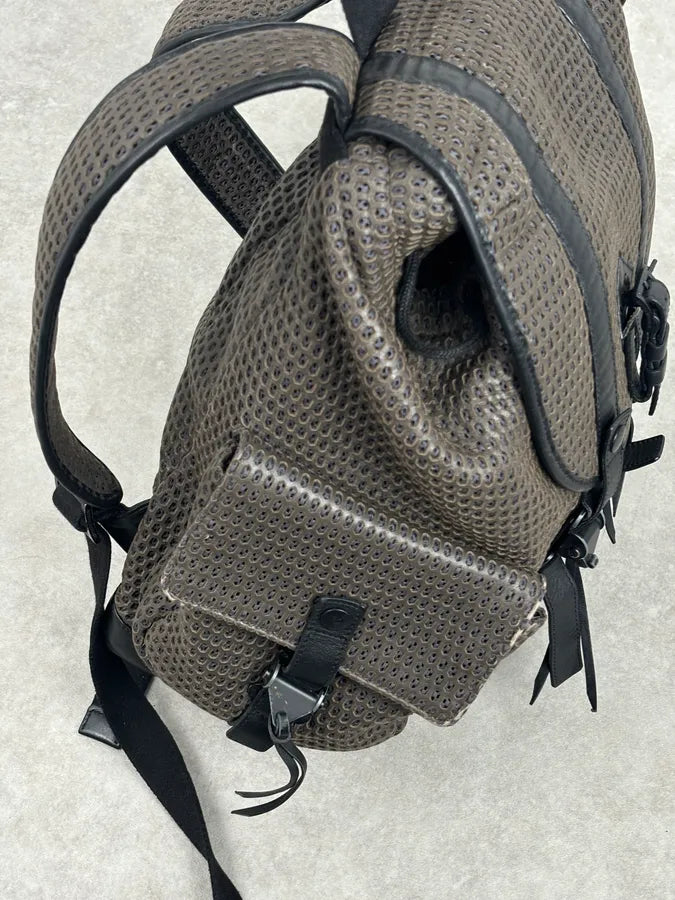FW2013 Emporio Armani Taupe Grey Perfored Leather Multi-Pocket Backpack bukDgMW 8