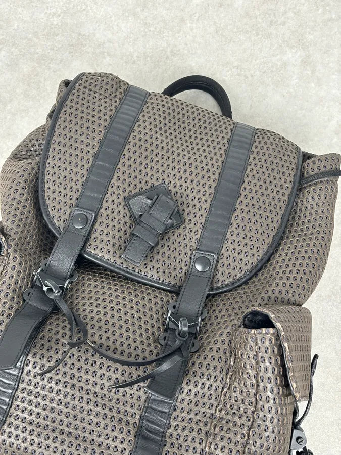 FW2013 Emporio Armani Taupe Grey Perfored Leather Multi-Pocket Backpack bukDgMW 10