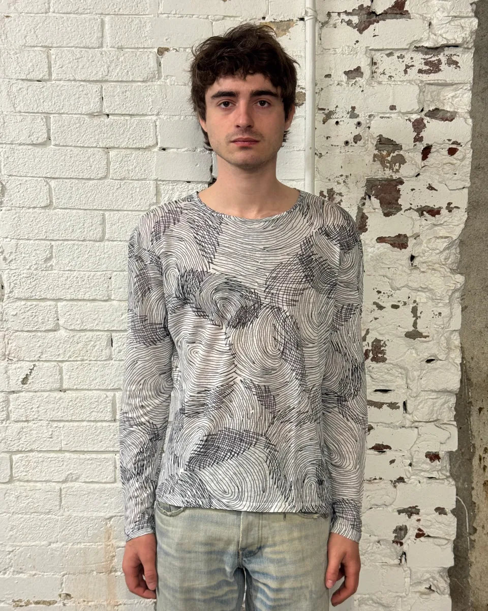 Emporio Armani White Cotton Graphic Print Long Sleeve T-Shirt cEKKOdy 1