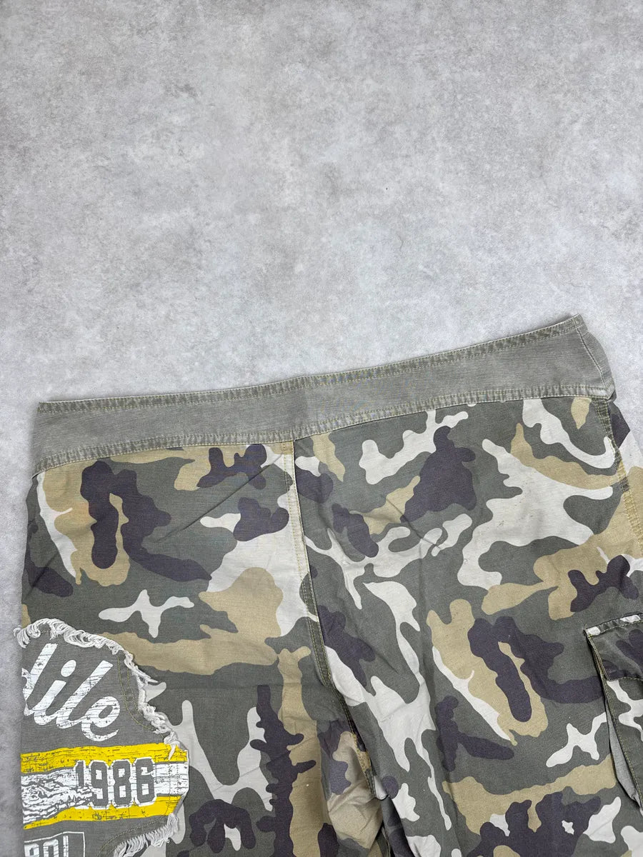 2000s Dolce & Gabbana Khaki Military Camo Swim Shorts eoGcrtYj 8