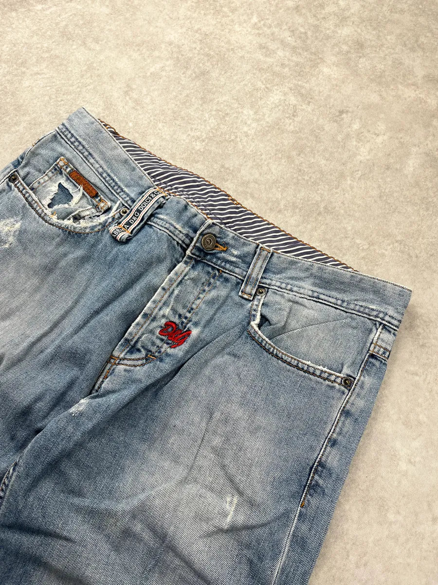 AW2005 Dolce & Gabbana Light Blue Denim Distressed Straight Leg Jeans erDqrnuN 5