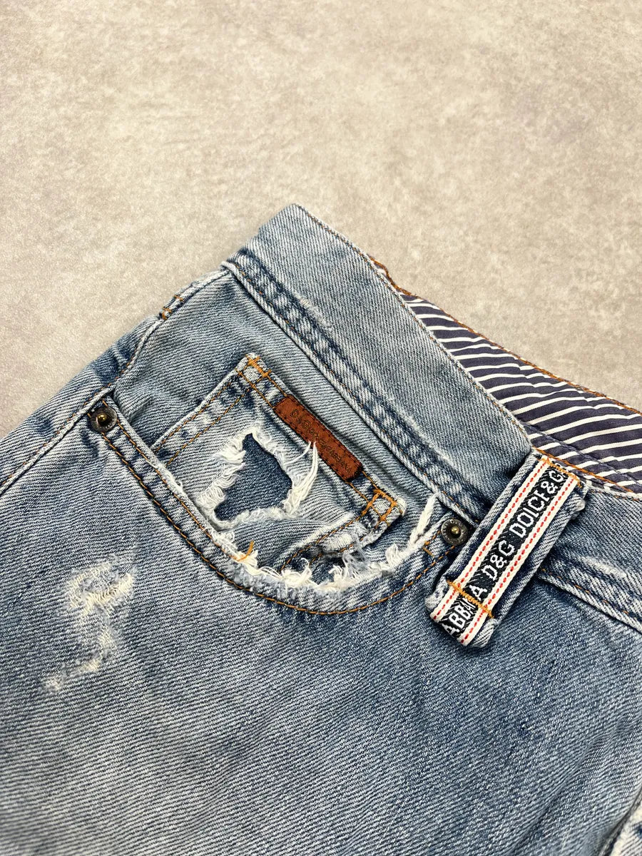AW2005 Dolce & Gabbana Light Blue Denim Distressed Straight Leg Jeans erDqrnuN 6