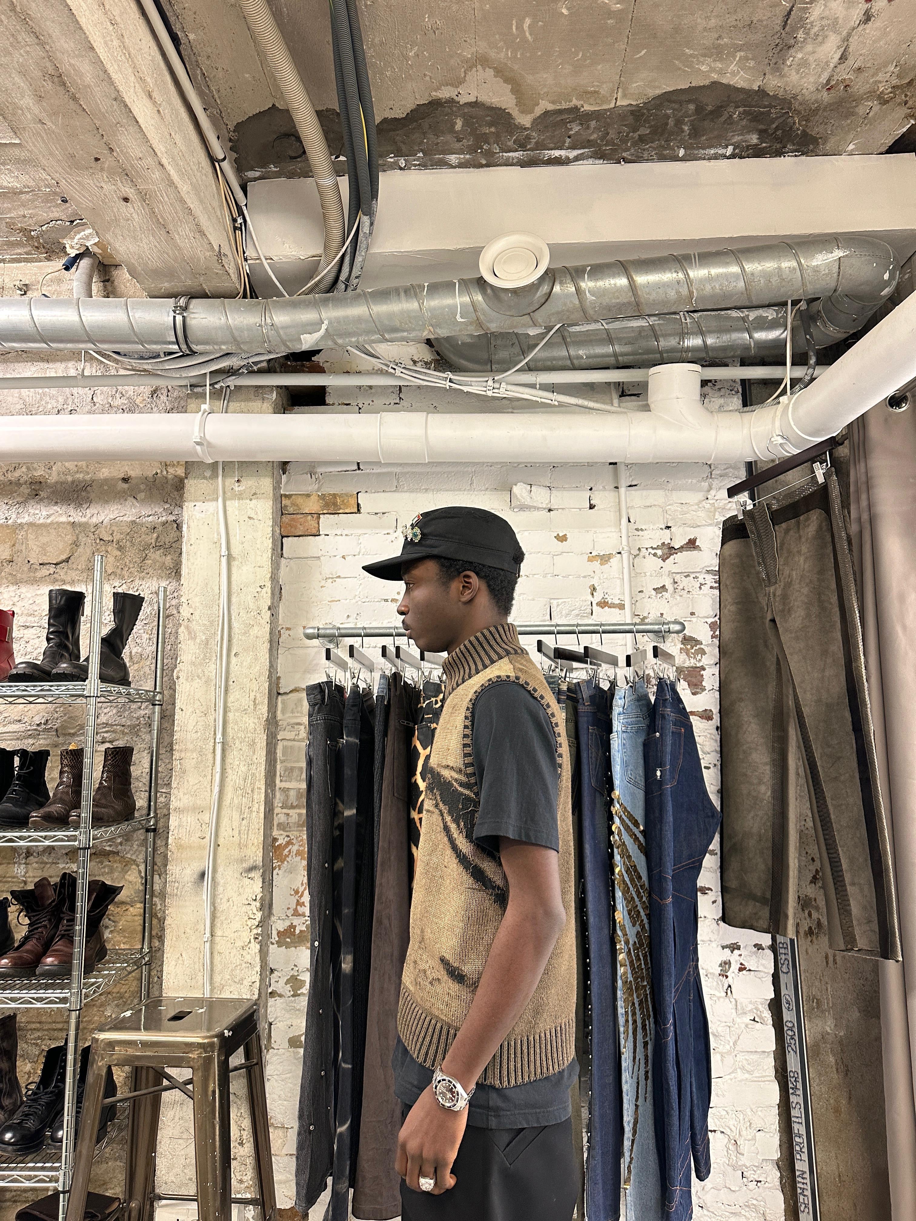 2000s Dolce & Gabbana Brown Horizon Sleeveless Zip-Up Sweater (S) - 11