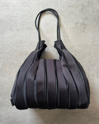 AW2022 Issey Miyake Black Pleats Tote Bag (OS) - 1