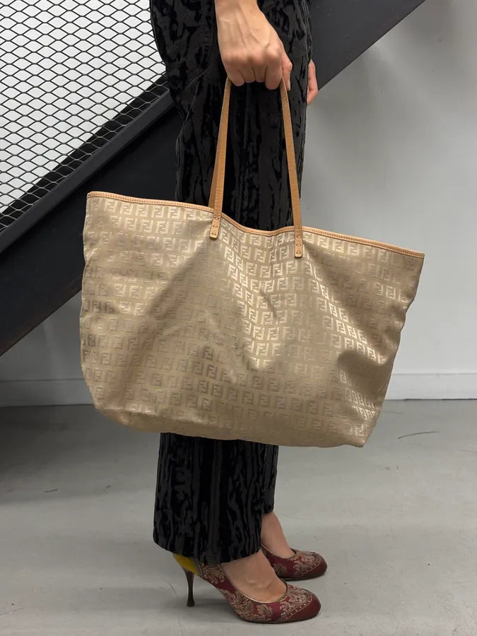 Fendi Beige Monogram Bag LVlVArR 0