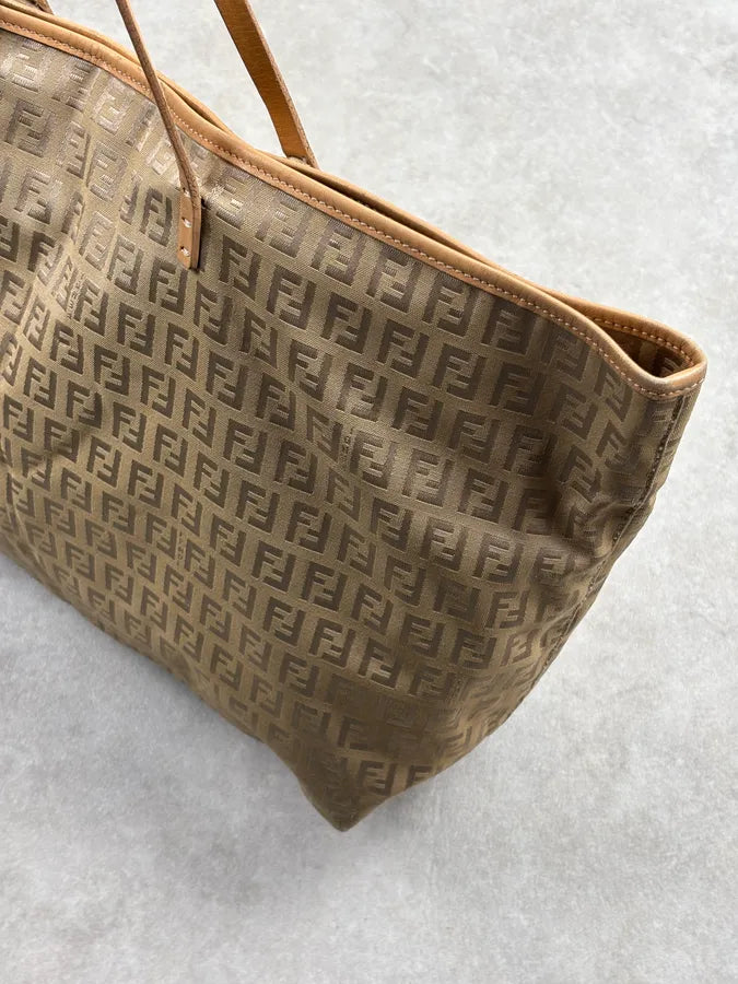 Fendi Beige Monogram Bag LVlVArR 8