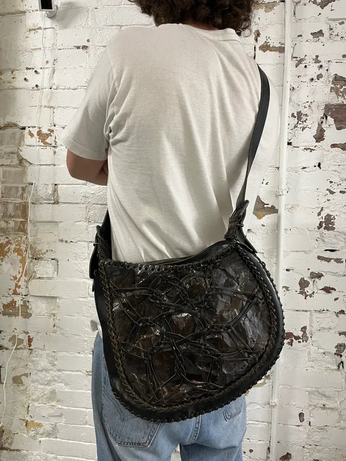 Fendi Black & Brown Cracked Leather Woven Shoulder Bag FClVhQB 1