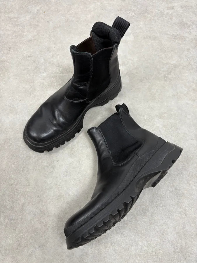 FW1999 Prada Black Chelsea Vibram Leather Boots BjCWlzn 5