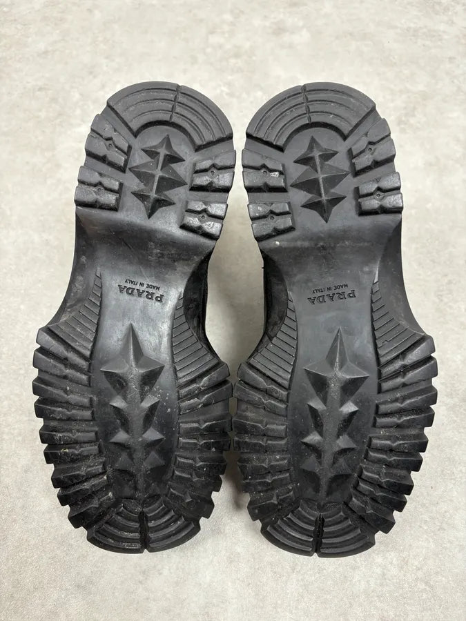 FW1999 Prada Black Chelsea Vibram Leather Boots BjCWlzn 7