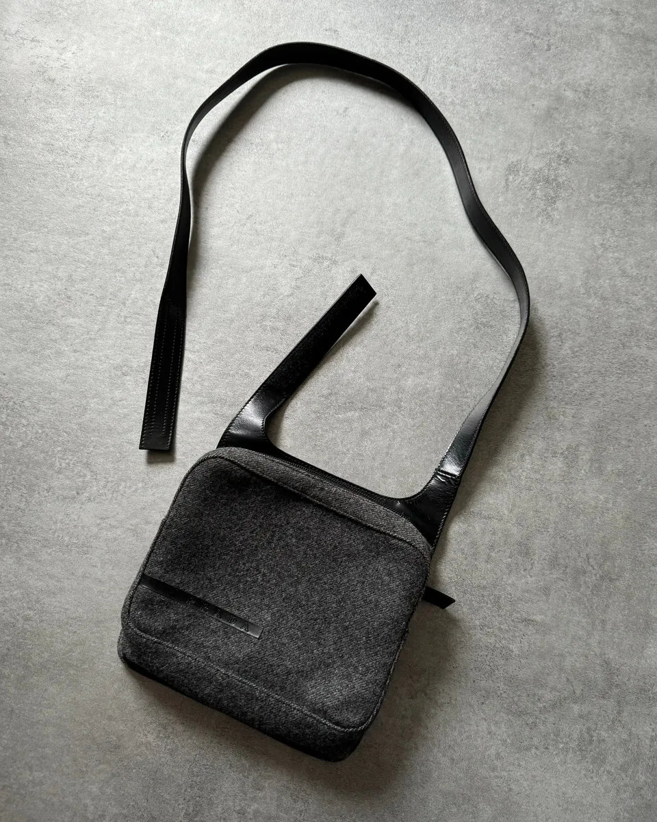 FW1999 Prada Crossbody Archive Grey Bag IsxwwUh 6
