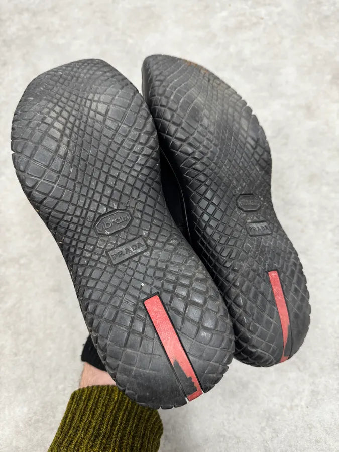 FW1999 Prada Vibram Black Leather Shoes RnXRWAB 4
