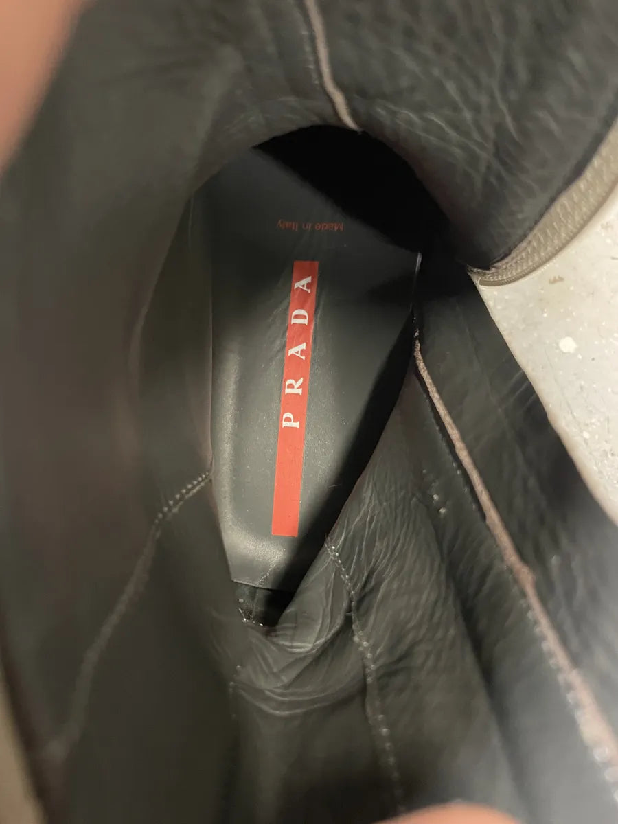 FW1999 Prada Vibram Grey Ankle Leather Boots (38.5eu/us6) 5