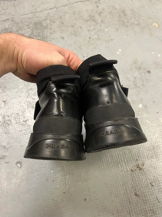 FW2000 Prada Black Strapped Leather Boots XncxeZp 3