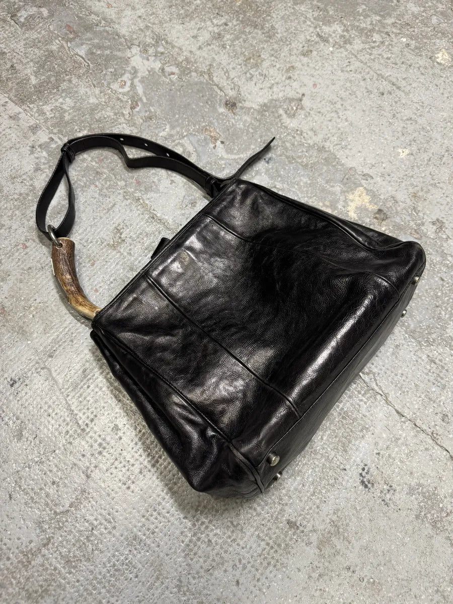 FW2001 Yves Saint Laurent Tom Ford Mombasa Horn Dark Black Leather Shoulder Bag (OS) KcLVGOP 2