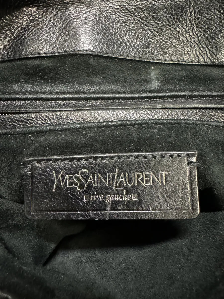 FW2001 Yves Saint Laurent Tom Ford Mombasa Horn Dark Black Leather Shoulder Bag (OS) KcLVGOP 6