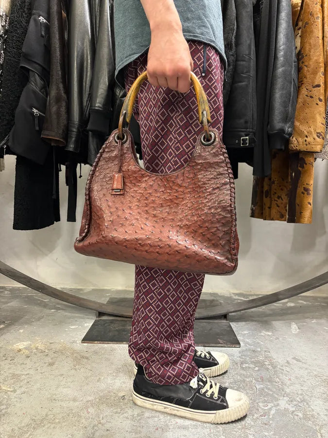 FW2002 Gucci by Tom Ford Ostrich Leather Wood Top Handle Brown Bag xcaeoSG 1