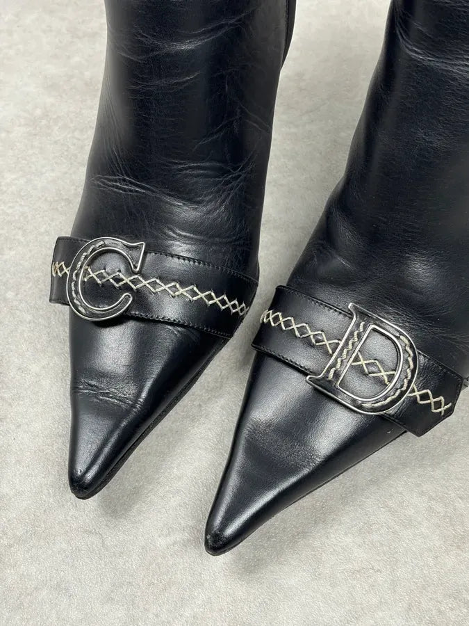 FW2004 Dior Pointy D Black Leather Buckle Ankle Boots Heels by Galliano  OKjyFXF 5