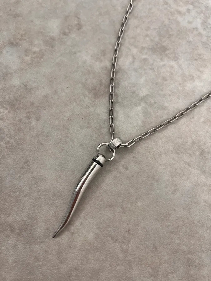 FW2005 Dolce & Gabbana Metal Grey Tooth Necklace iWMWYeL 4