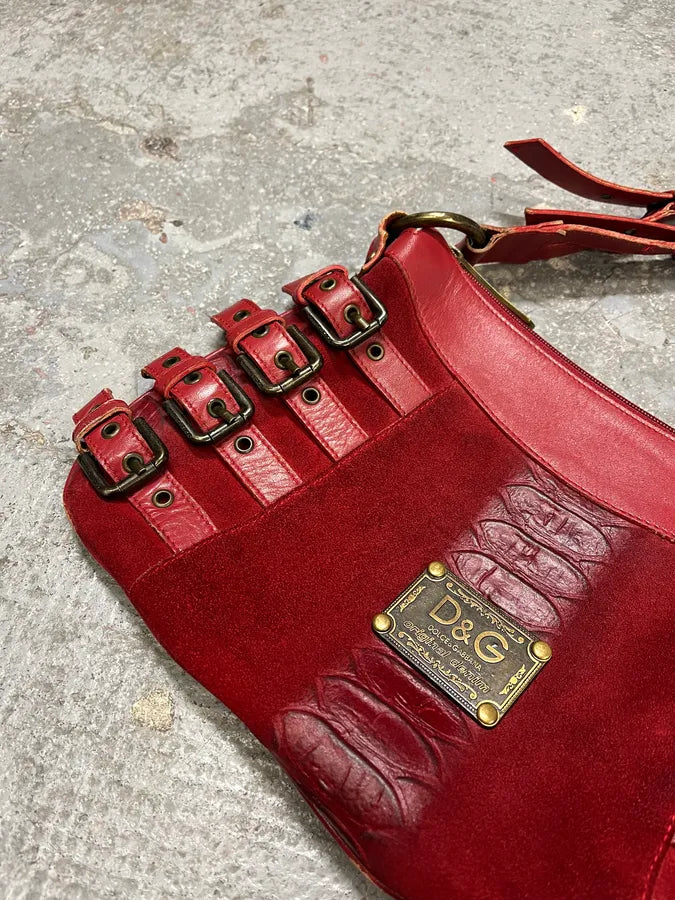 FW2005 Dolce & Gabbana Red Buckles Suede Leather Handle Bag (OS) rjYfMnY 2