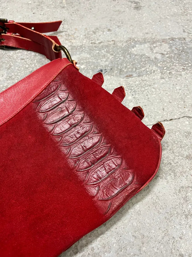 FW2005 Dolce & Gabbana Red Buckles Suede Leather Handle Bag (OS) rjYfMnY 6