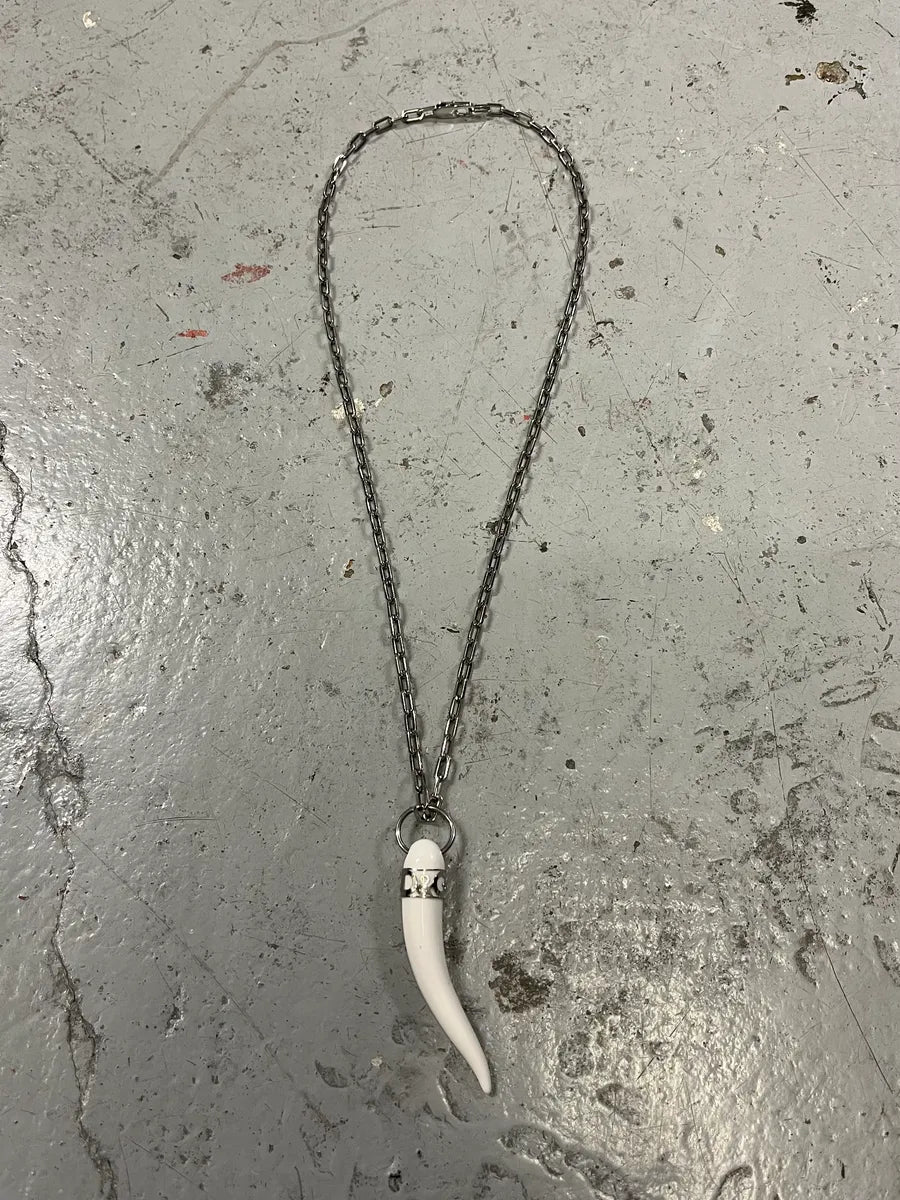 FW2005 Dolce & Gabbana White Tooth Necklace QtVMZab 0