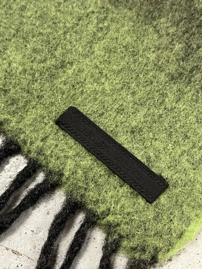 FW2007 Prada Black & Green Wool Scarf GzaXfdu 4