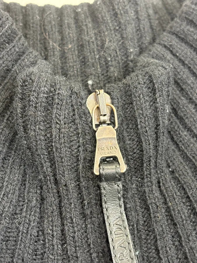 FW2007 Prada Black Elbow Patch Wool Zip-Up Sweater QOUtgcu 8