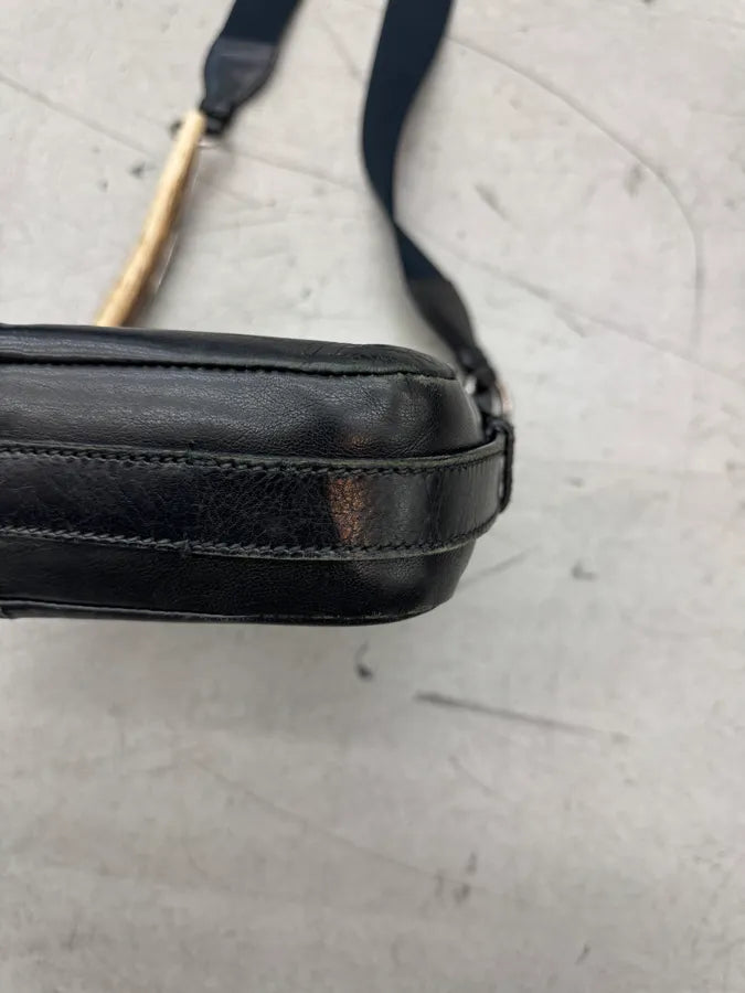 FW2008 Yves Saint Laurent Mombasa Organic Horn Handle Black Leather Shoulder Bag fpTpgJJ 10