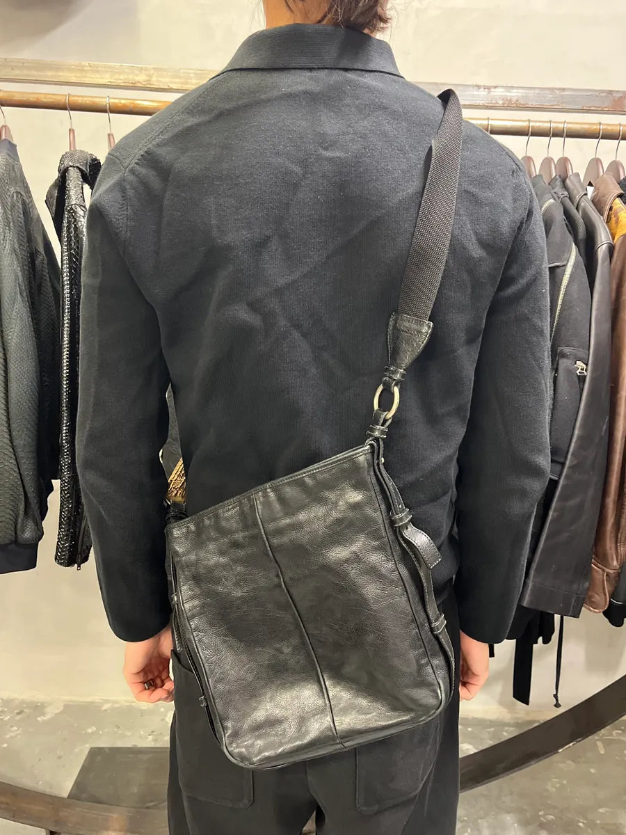 FW2008 Yves Saint Laurent Mombasa Organic Horn Handle Black Leather Shoulder Bag (OS) tTYbdJR 3