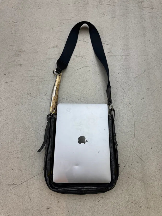 FW2008 Yves Saint Laurent Mombasa Organic Horn Handle Black Leather Shoulder Bag pDuTMnF 3
