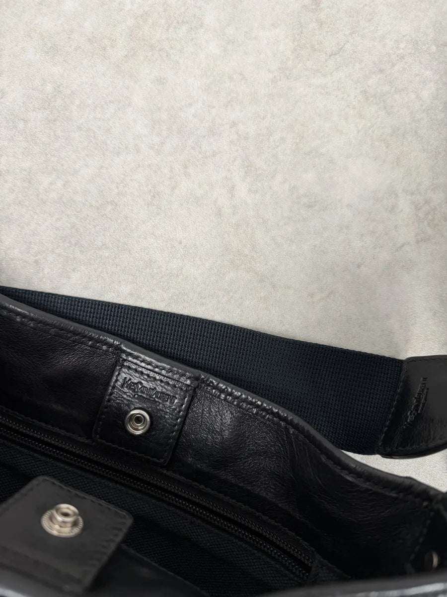 SS2004 Yves Saint Laurent Mombasa Organic Horn Handle Black Leather Shoulder Bag zdAQexz 7