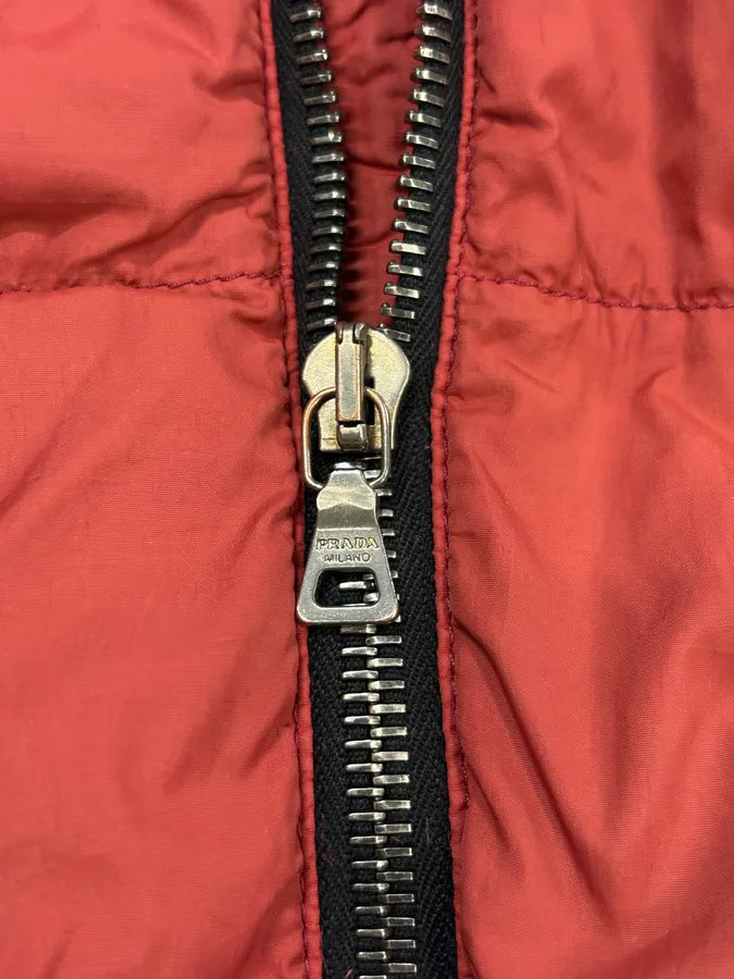 FW2009 Prada Red Nylon Quilted Puffer Jacket  VfmlYth 9