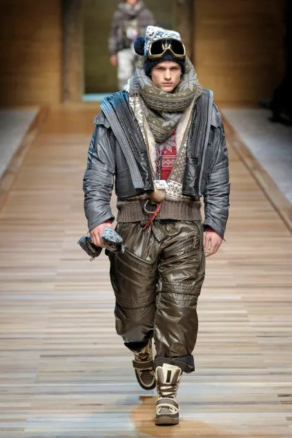 FW2010 Dolce & Gabbana Grey Multi Zips Astro Puffer Jacket sqDoAwz 1