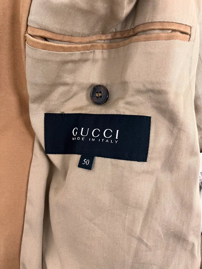 FW2010 Gucci Beige Buttoned Classy Jacket by Frida Giannini sLjzmok 10