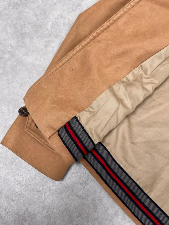 FW2010 Gucci Beige Buttoned Classy Jacket by Frida Giannini sLjzmok 11