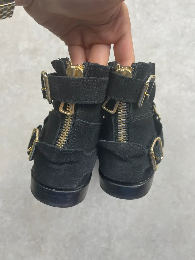 FW2011 Balmain x H&M Black Suede Gold-Toe Buckle Boots FyscqHK 7