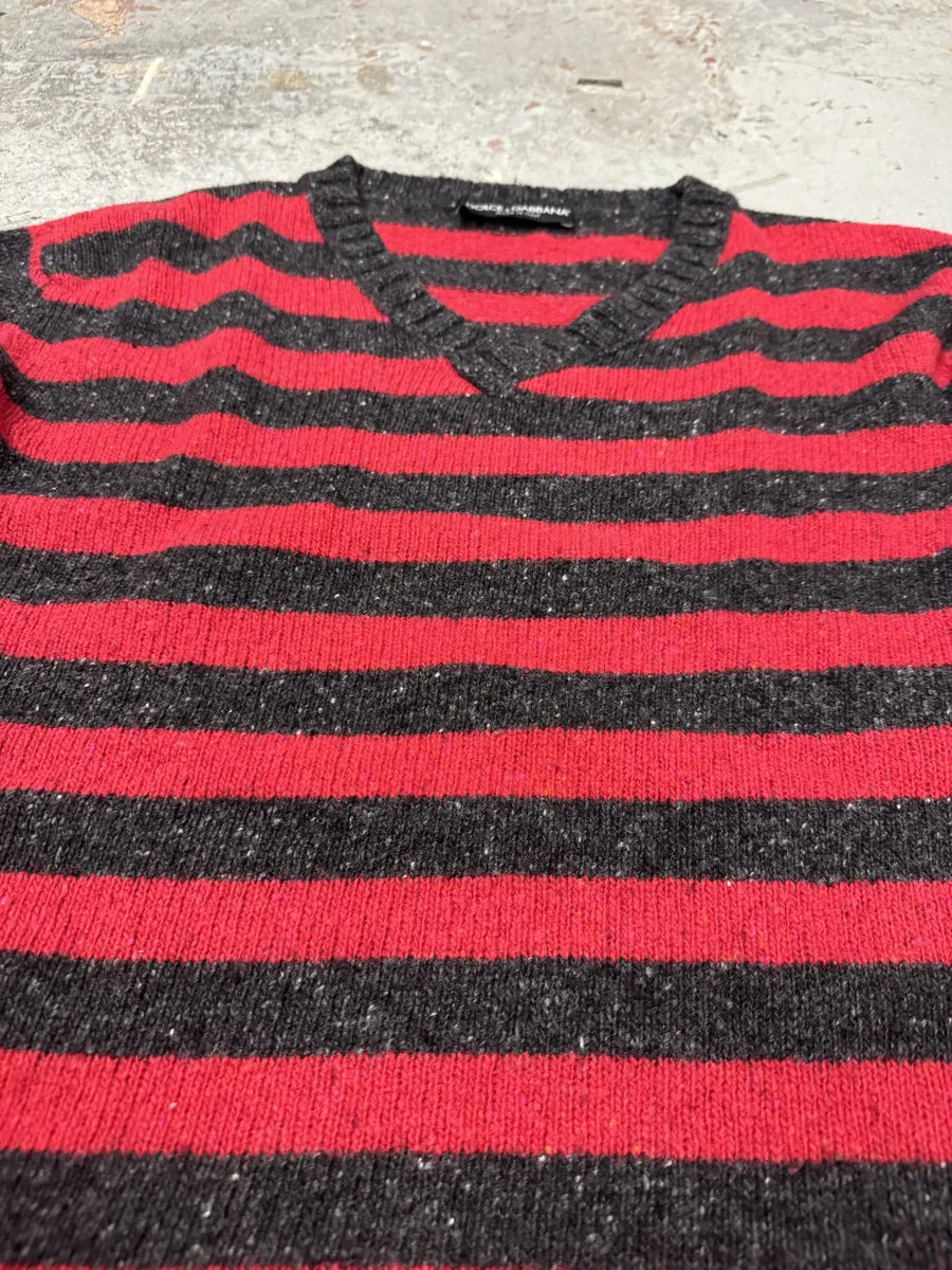 FW2011 Dolce & Gabbana Grey & Red Lines V-Neck Sweater ZFPeOXs 8