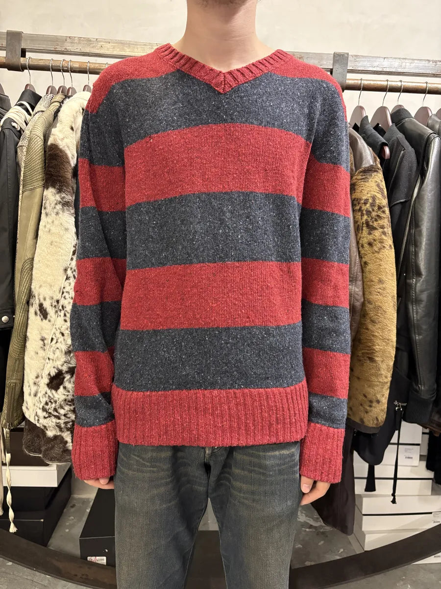 FW2011 Dolce & Gabbana Red & Grey Striped V Neck Sweater MRpazhE 4