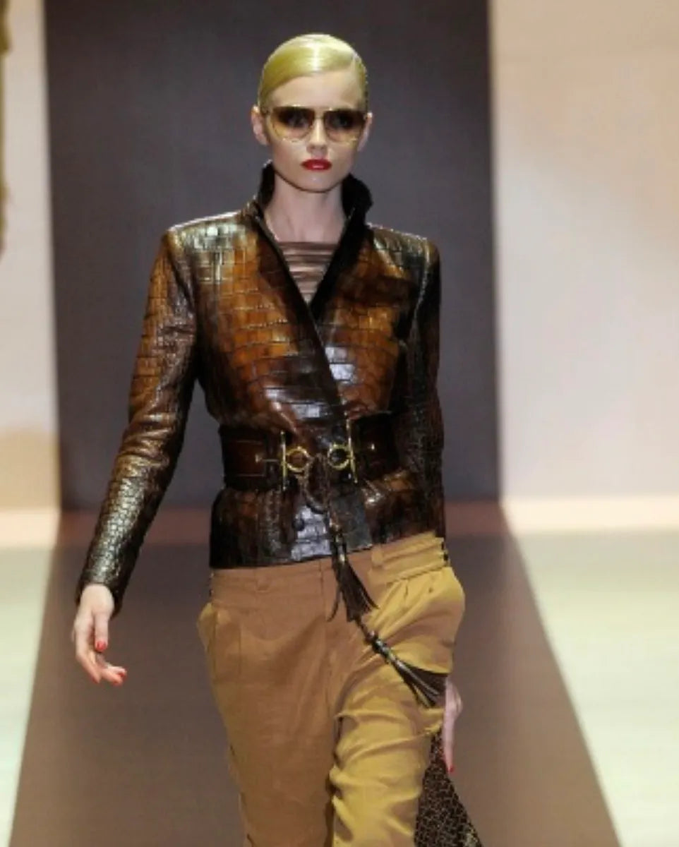 FW2011 Gucci Alligator Brown Premium Leather Jacket by Frida Giannini tCnQeze 1