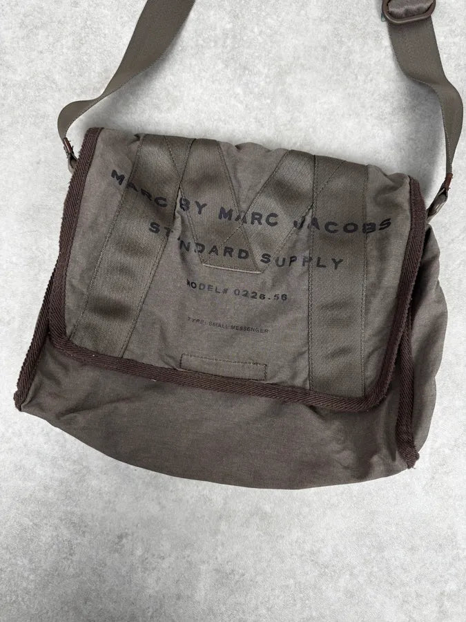AW2011 Marc Jacobs Khaki Military Crossbody Bag  leqJopD 4