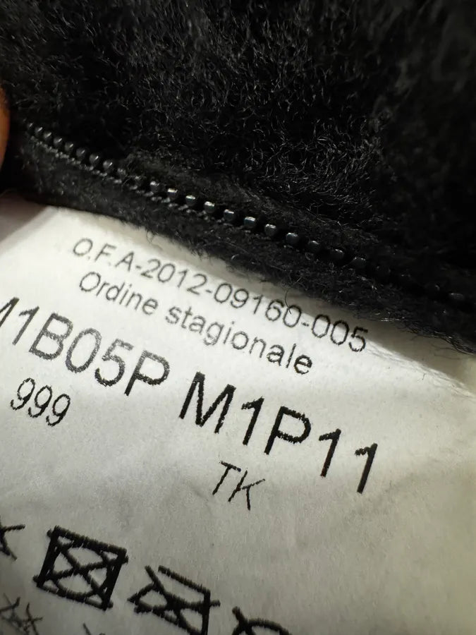 FW2012 Emporio Armani Shearling Black Leather Jacket mfwzFCB 12