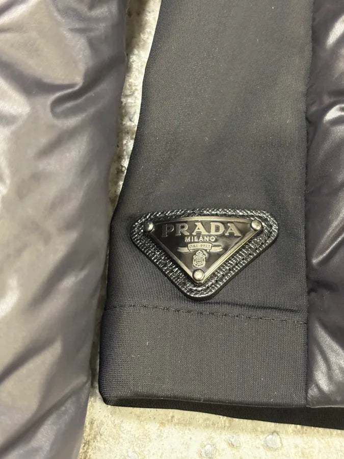 FW2014 Prada Black Puffer Hooded Jacket OzroBhl 9